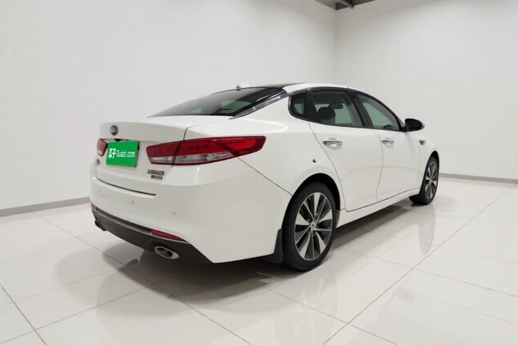 Used Kia K5 2016 2.0L Automatic LUX Rear Right 45 Deg