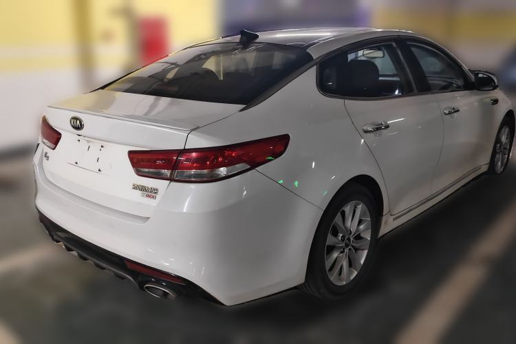 Used Kia K5 2016 1.6T Automatic LUX Rear Right 45 Deg