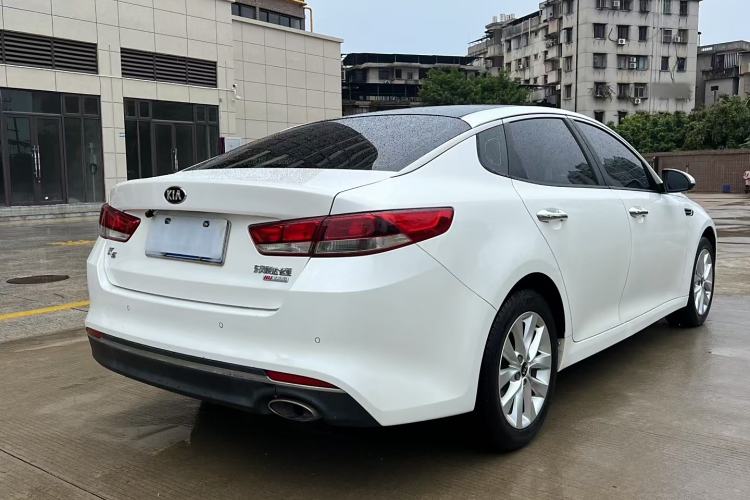 Used Kia K5 2016 2.0L Automatic GLS Rear Right 45 Deg