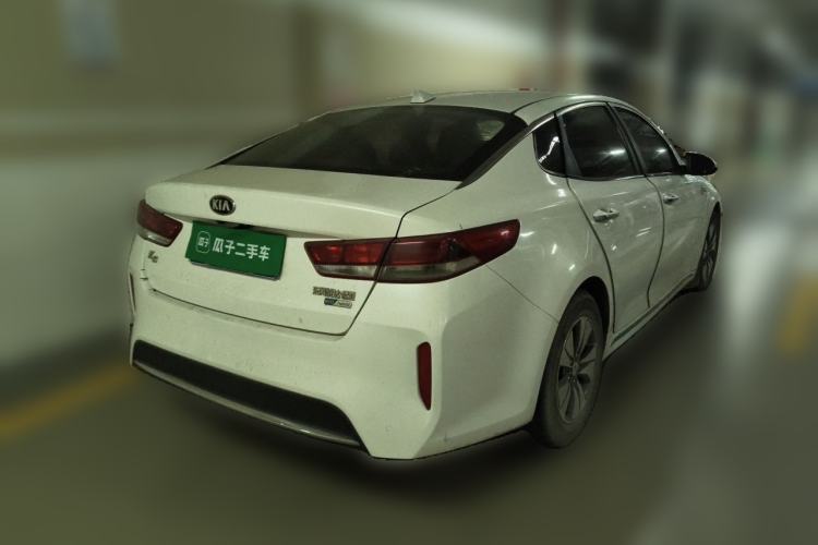 Used Kia K5 2016 2.0L Hybrid GLS Rear Right 45 Deg