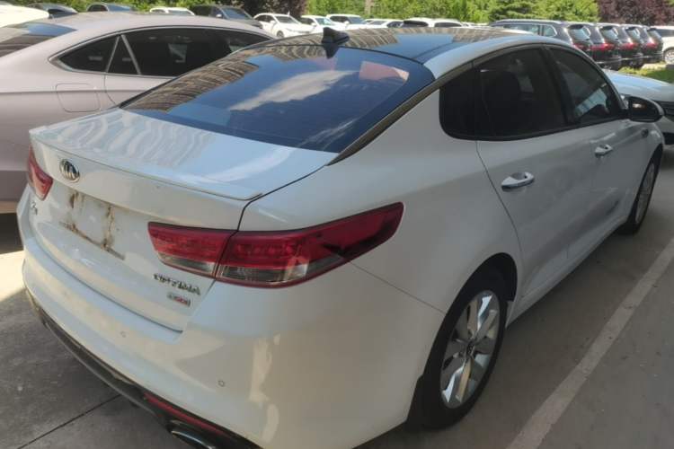 Used Kia K5 2016 1.6T Automatic LUX Rear Right 45 Deg