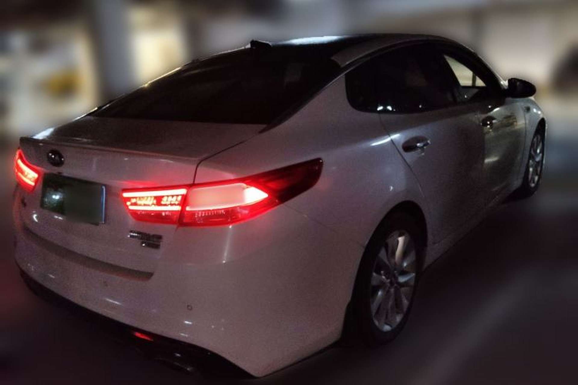 Used Kia K5 2016 1.6T Automatic LUX Rear Right 45 Deg