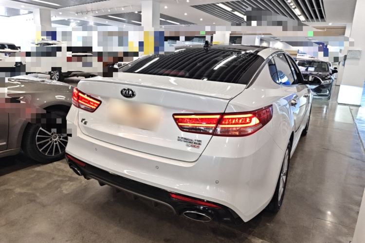 Used Kia K5 2016 1.6T Automatic LUX Rear Right 45 Deg