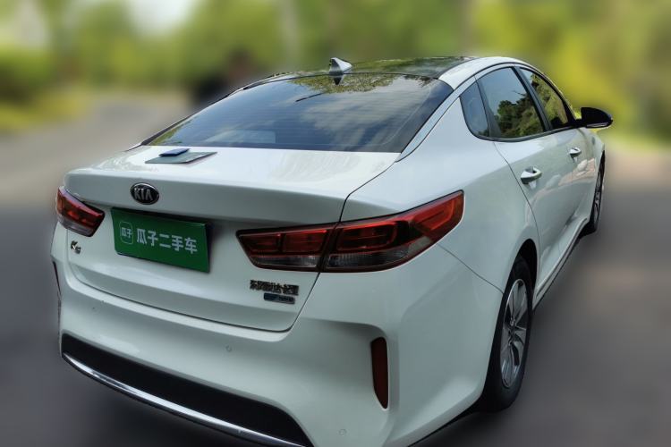 Used Kia K5 2016 2.0L Hybrid GLS Rear Right 45 Deg