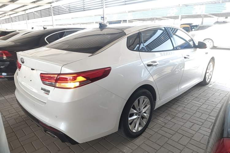 Used Kia K5 2016 1.6T Automatic LUX Rear Right 45 Deg