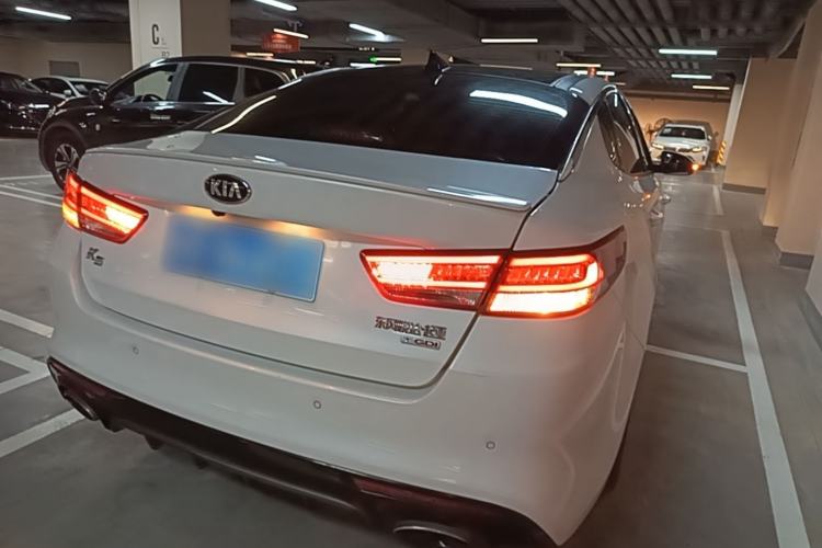 Used Kia K5 2016 1.6T Automatic LUX Rear Right 45 Deg