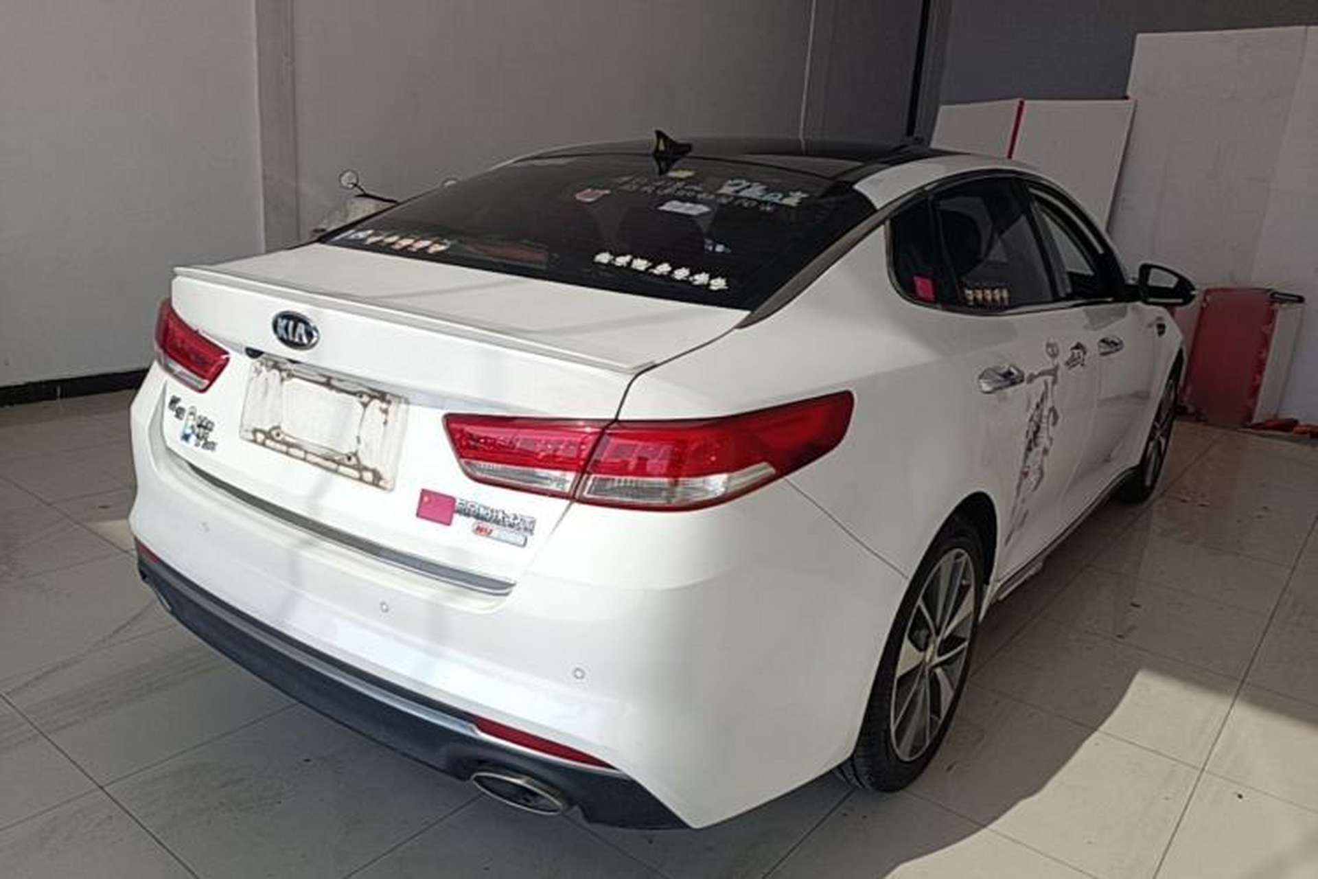 Used Kia K5 2016 2.0L Automatic LUX Rear Right 45 Deg