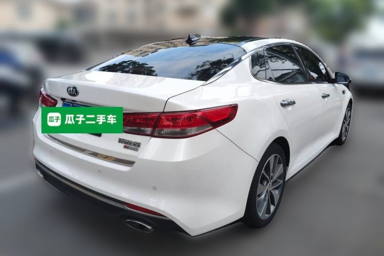 Used Kia K5 2016 2.0L Automatic LUX Rear Right 45 Deg