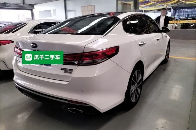 Used Kia K5 2016 2.0L Automatic LUX Rear Right 45 Deg