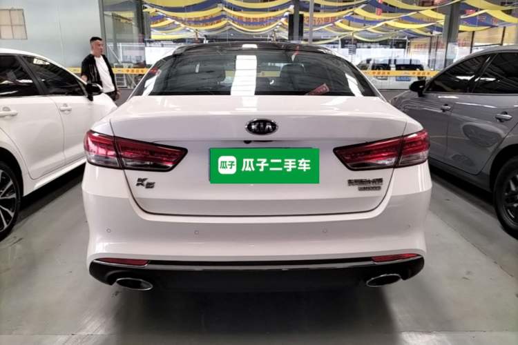 Used Kia K5 2016 2.0L Automatic LUX Rear