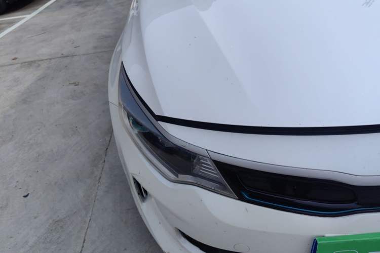 Used Kia K5 2016 2.0L Hybrid GLS Right Front Headlight