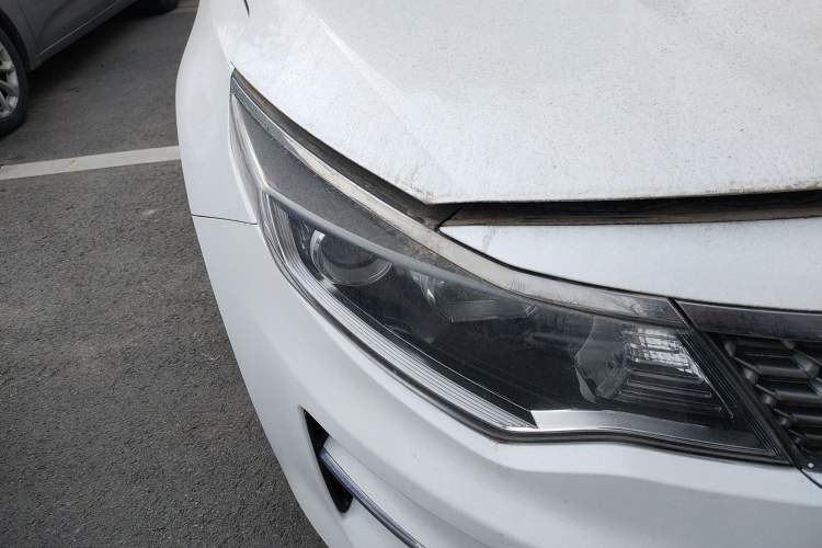 Used Kia K5 2016 2.0L Automatic GLS Right Front Headlight