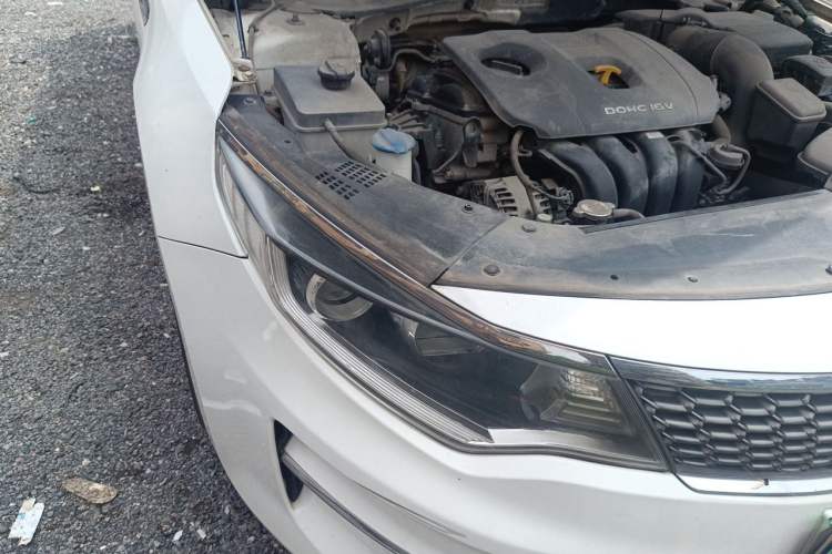 Used Kia K5 2016 2.0L Automatic GLS Right Front Headlight