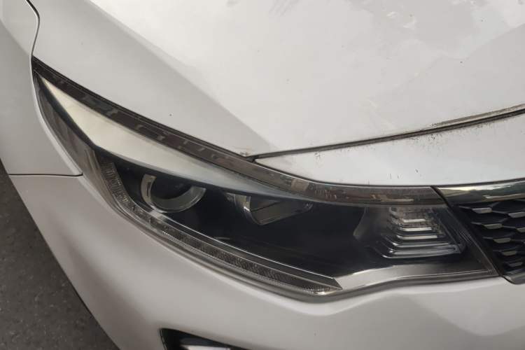 Used Kia K5 2016 1.6T Automatic LUX Right Front Headlight