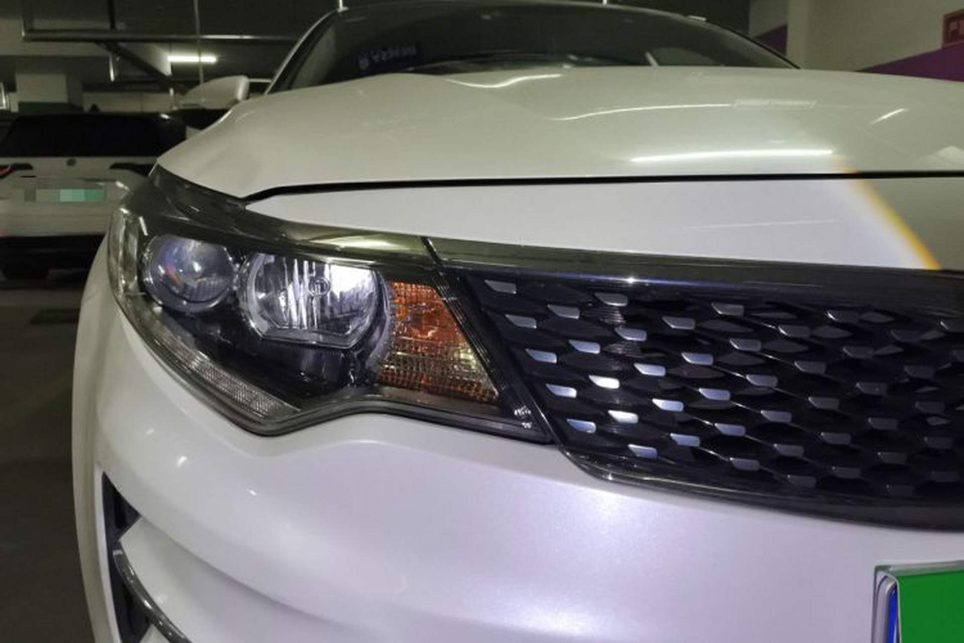 Used Kia K5 2016 2.0L Automatic LUX Right Front Headlight