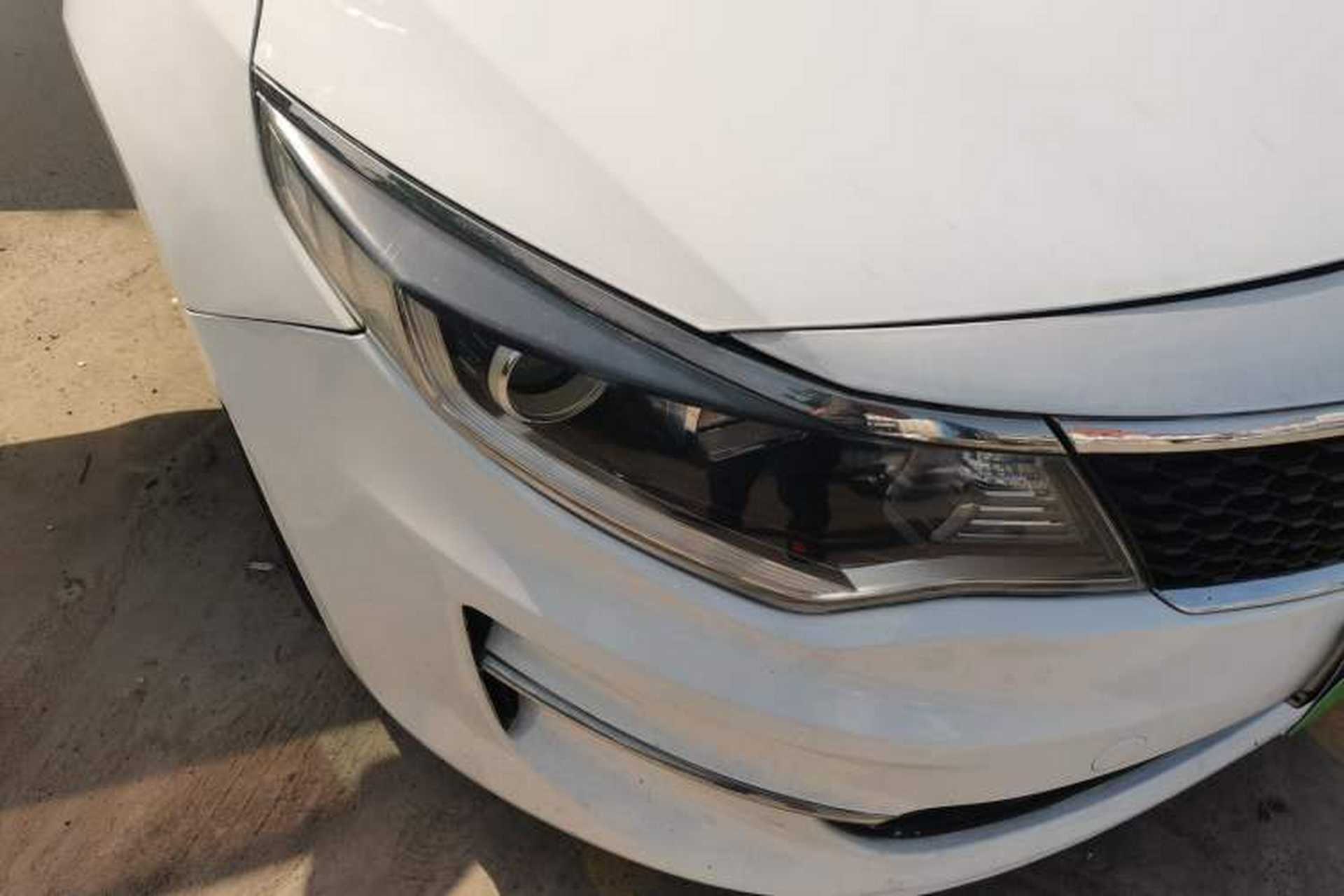 Used Kia K5 2016 2.0L Automatic GLS Right Front Headlight