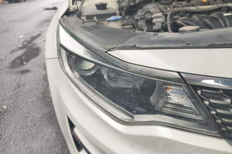Used Kia K5 2016 2.0L Automatic GL Right Front Headlight