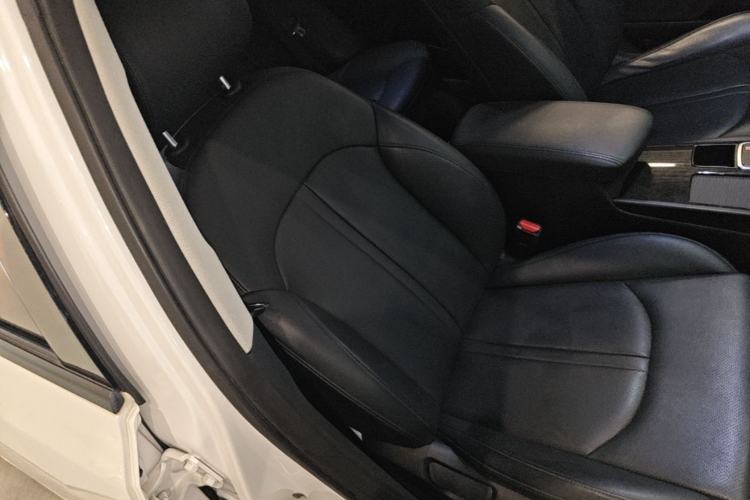 Used Kia K5 2016 1.6T Automatic LUX Right Front Seat