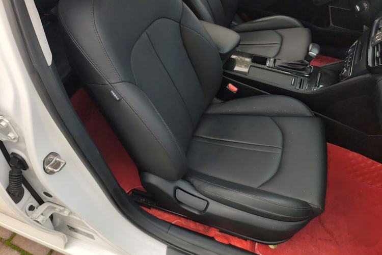 Used Kia K5 2016 1.6T Automatic GLS Right Front Seat