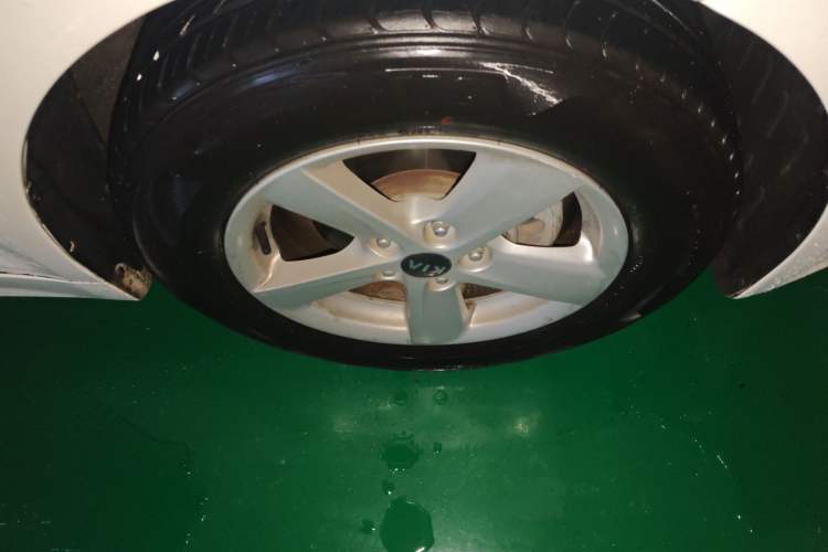 Used Kia K5 2016 2.0L Automatic GL Right Front Wheel Hub