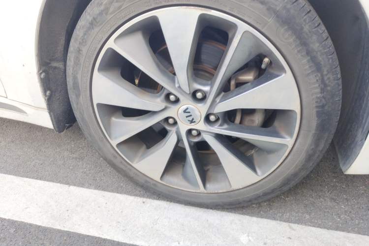 Used Kia K5 2016 2.0L Automatic PRM Right Front Wheel Hub