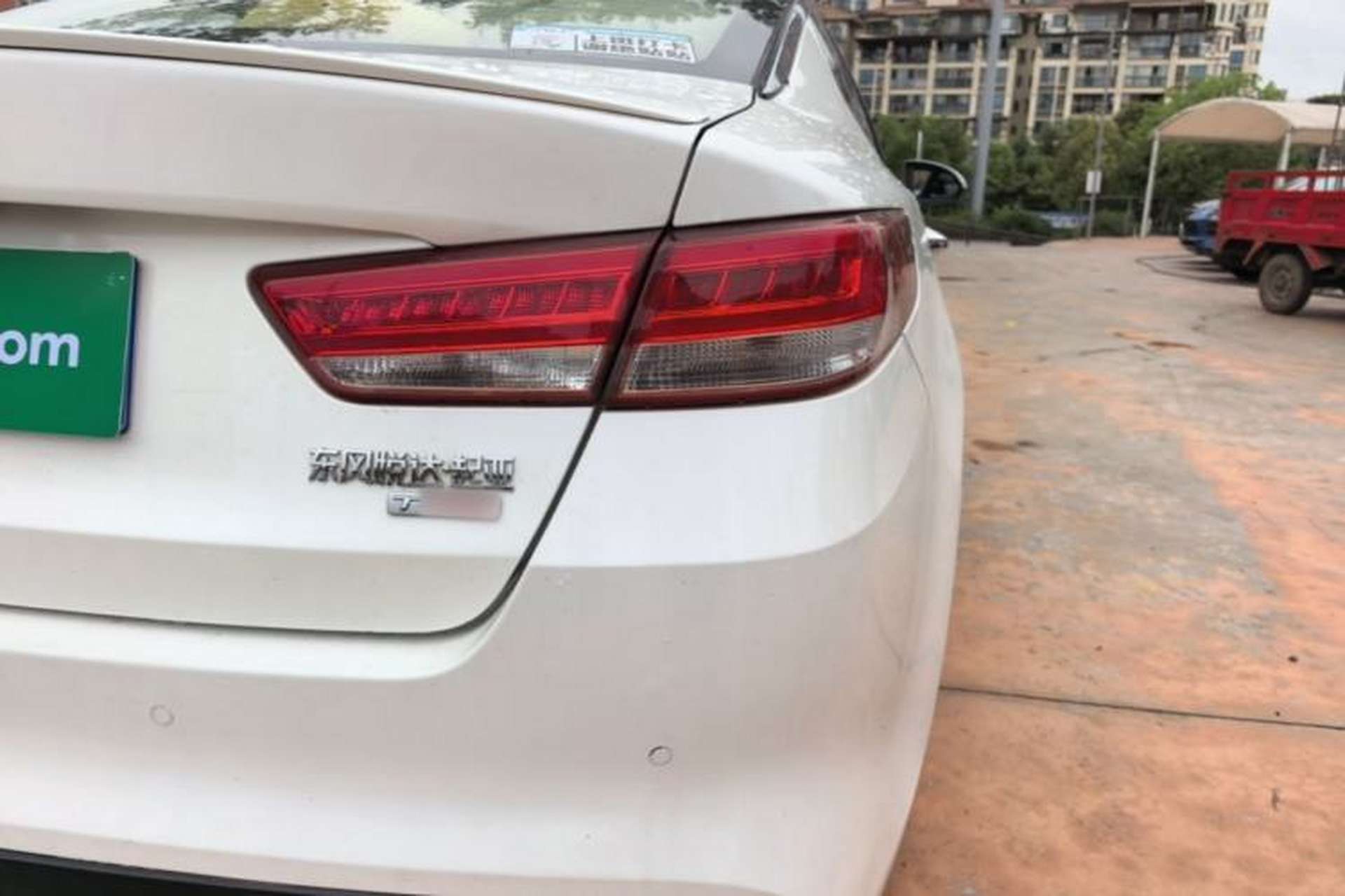 Used Kia K5 2016 1.6T Automatic LUX Right Rear Taillight
