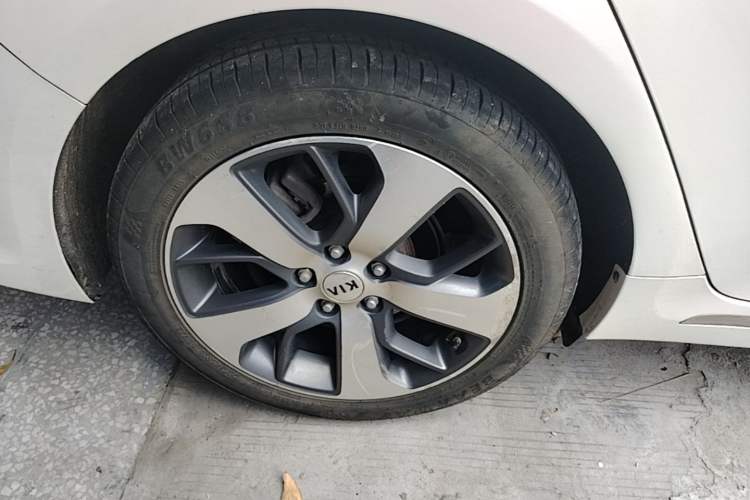 Used Kia K5 2016 2.0T Automatic PRM Right Rear Wheel Hub