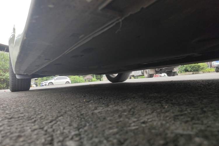 Used Kia K5 2016 1.6T Automatic LUX Right Side Sill