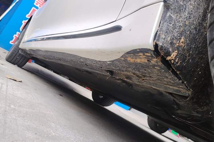 Used Kia K5 2016 2.0T Automatic PRM Right Side Sill