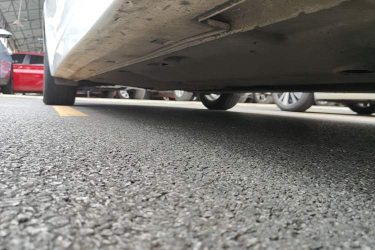 Used Kia K5 2016 1.6T Automatic LUX Right Side Sill