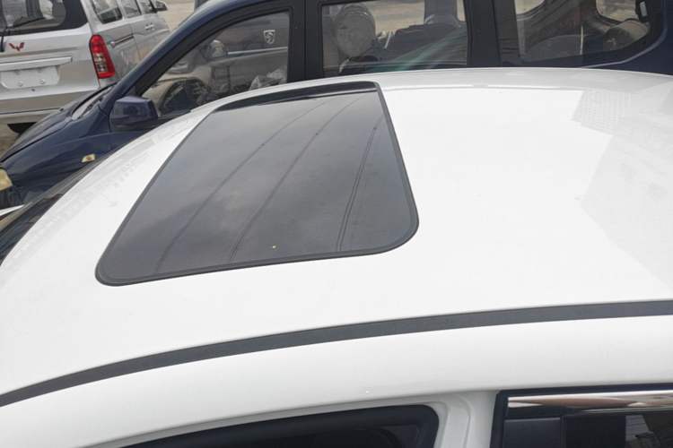 Used Kia K5 2016 2.0L Automatic GLS Roof