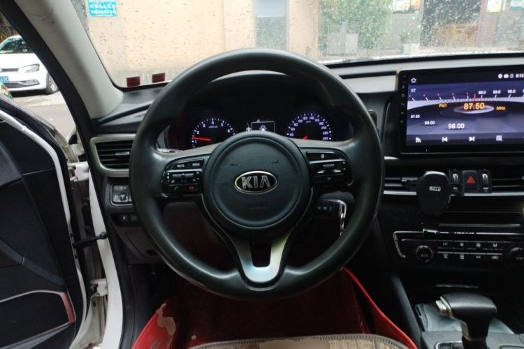 Used Kia K5 2016 2.0L Automatic GL Steering Wheel