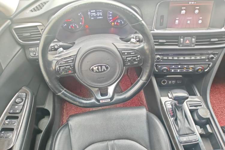 Used Kia K5 2016 1.6T Automatic LUX Steering Wheel