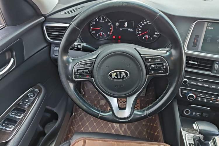 Used Kia K5 2016 2.0L Automatic PRM Steering Wheel