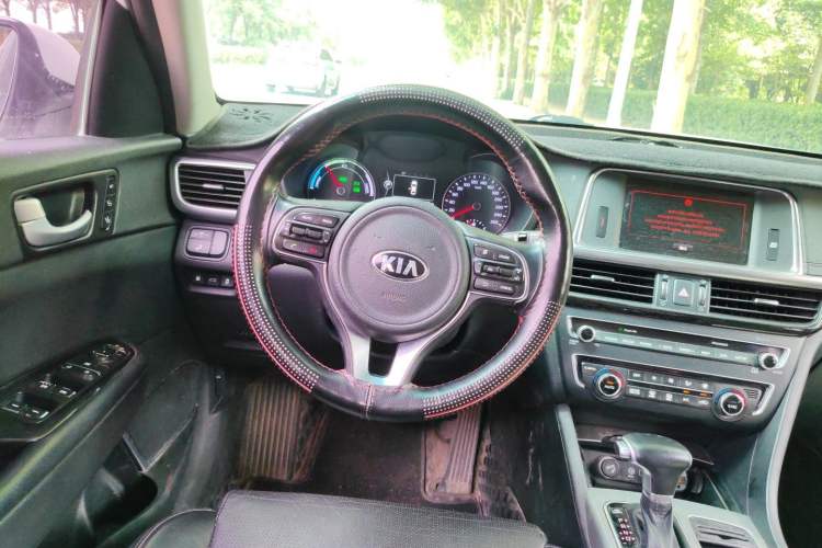Used Kia K5 2016 2.0L Hybrid PRM Steering Wheel