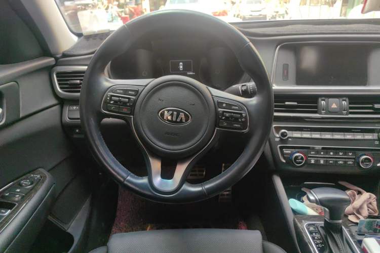 Used Kia K5 2016 2.0L Automatic PRM Steering Wheel
