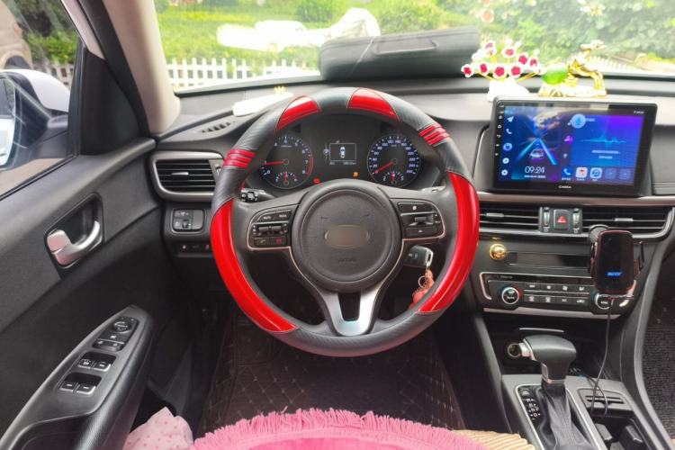 Used Kia K5 2016 2.0L Automatic GL Steering Wheel