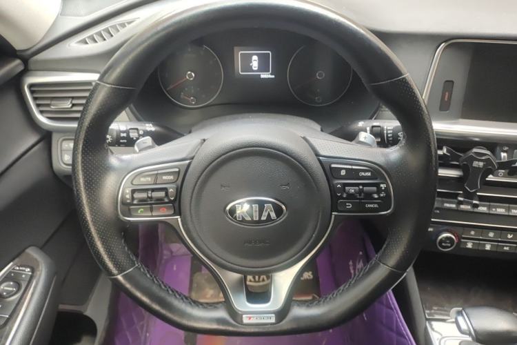 Used Kia K5 2016 1.6T Automatic LUX Steering Wheel