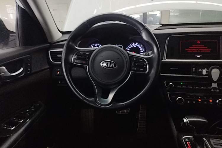 Used Kia K5 2016 2.0L Automatic PRM Steering Wheel
