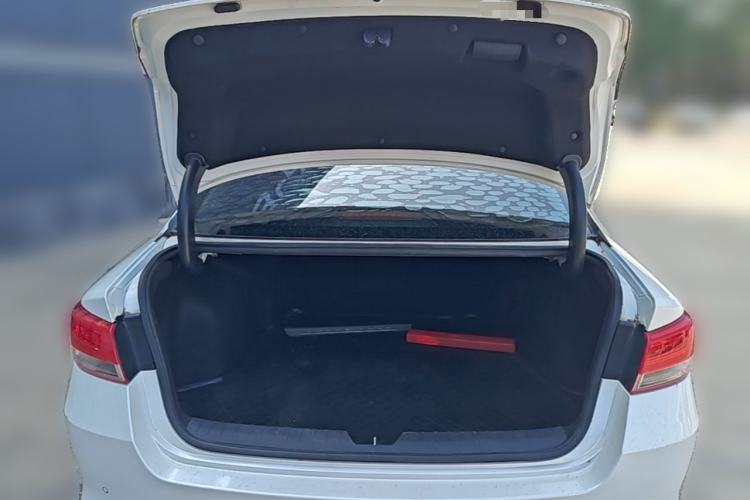 Used Kia K5 2016 2.0L Automatic PRM Trunk