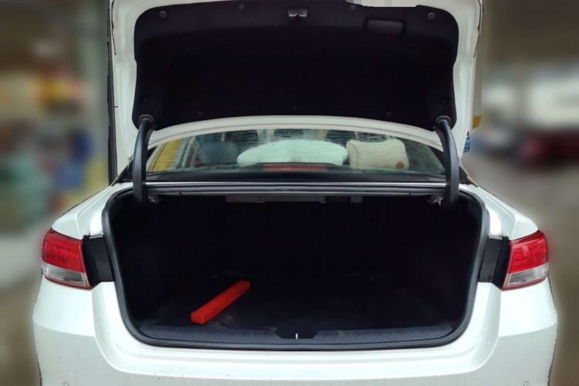 Used Kia K5 2016 1.6T Automatic LUX Trunk
