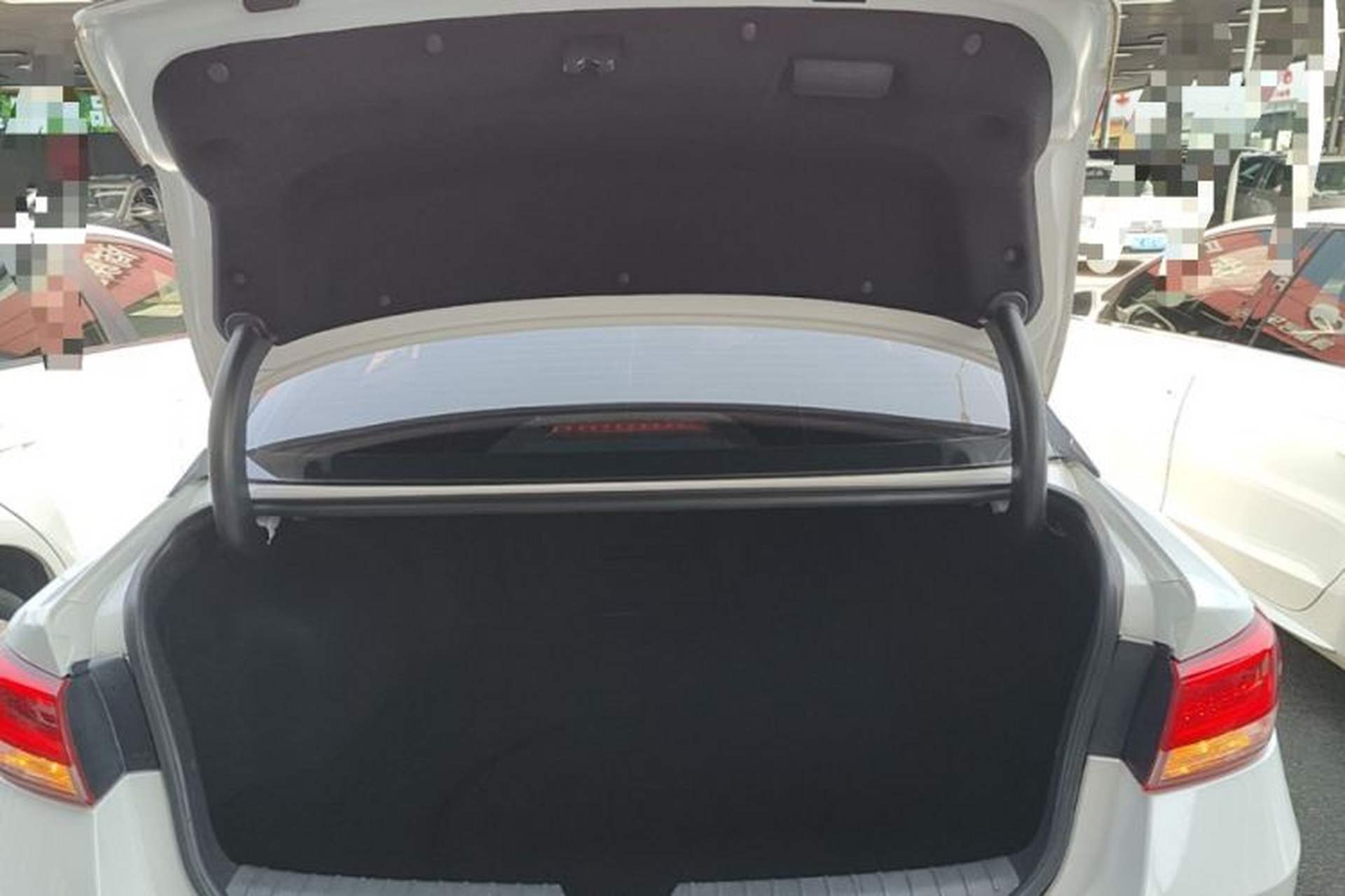 Used Kia K5 2016 1.6T Automatic LUX Trunk