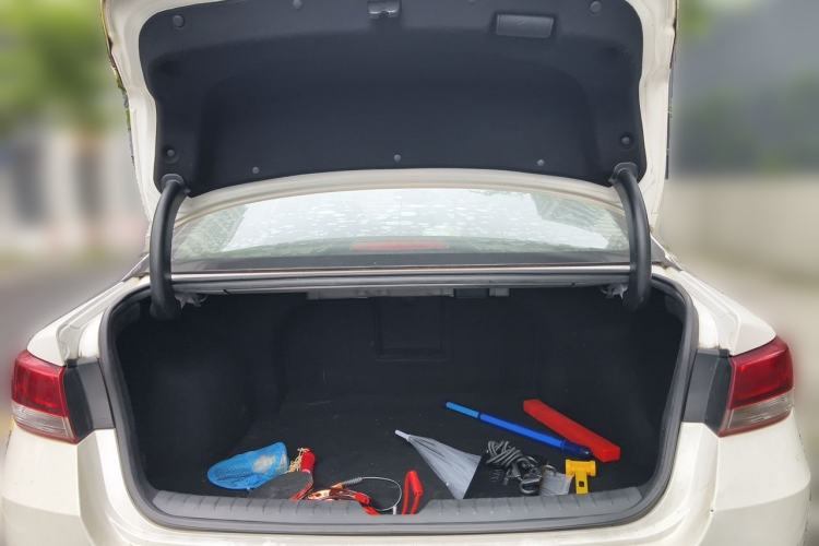 Used Kia K5 2016 1.6T Automatic LUX Trunk
