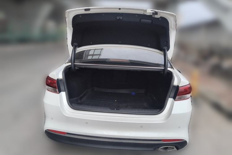 Used Kia K5 2016 2.0L Automatic GL Trunk