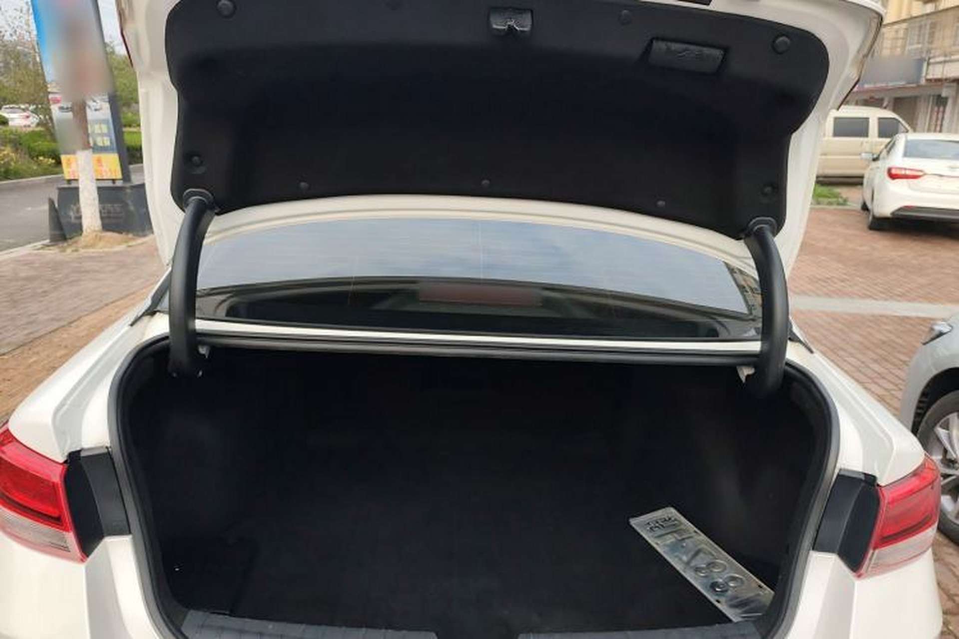 Used Kia K5 2016 1.6T Automatic GLS Trunk