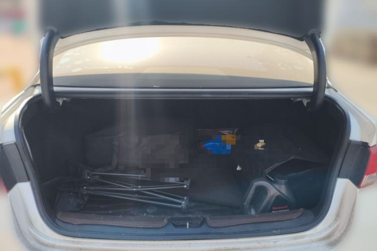 Used Kia K5 2016 1.6T Automatic LUX Trunk