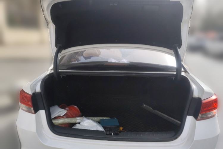 Used Kia K5 2016 1.6T Automatic LUX Trunk