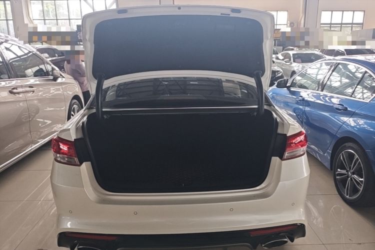 Used Kia K5 2016 1.6T Automatic LUX Trunk