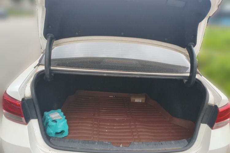 Used Kia K5 2016 1.6T Automatic LUX Trunk