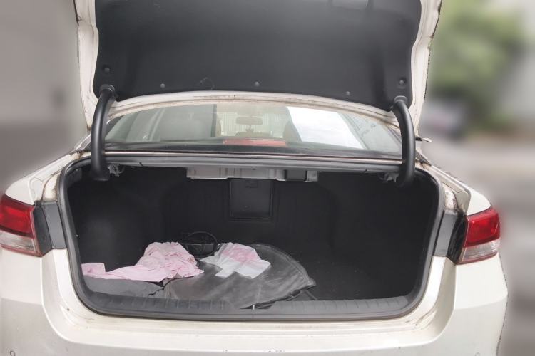 Used Kia K5 2016 2.0L Automatic GL Trunk
